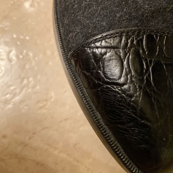 Louis Vuitton boots with mink - Picture 8 of 13